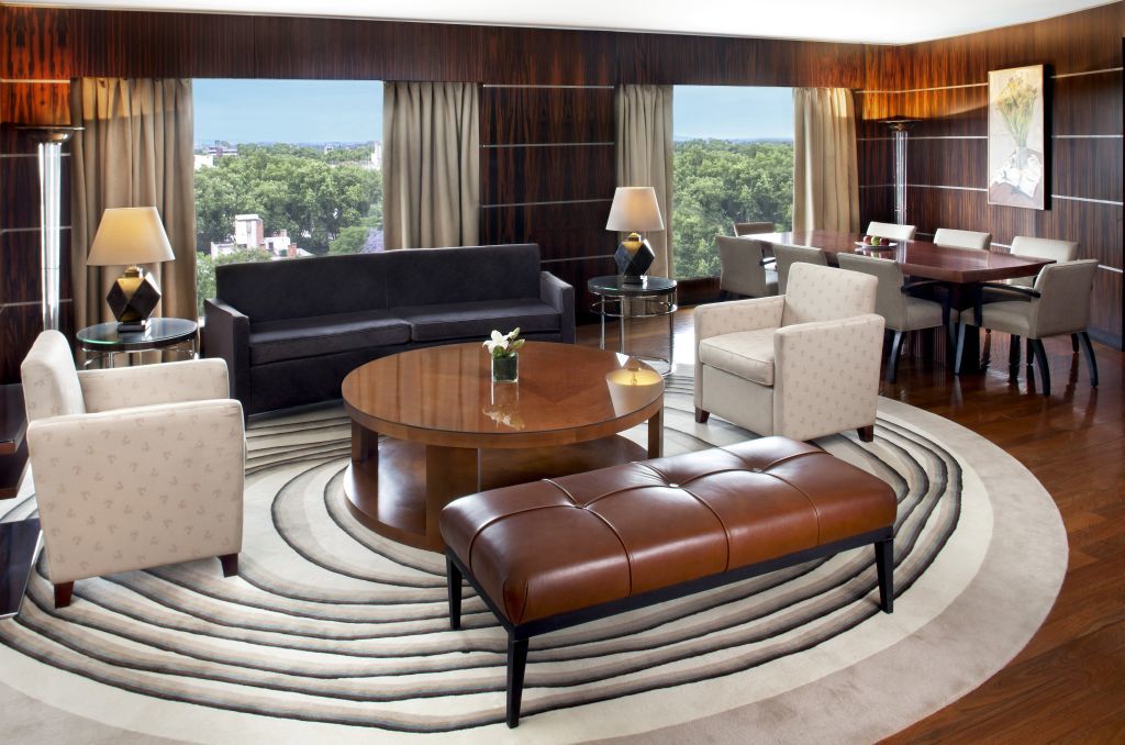 Park Hyatt Mendoza Hotel, Casino & Spa Exterior photo A suite at the InterContinental Madrid